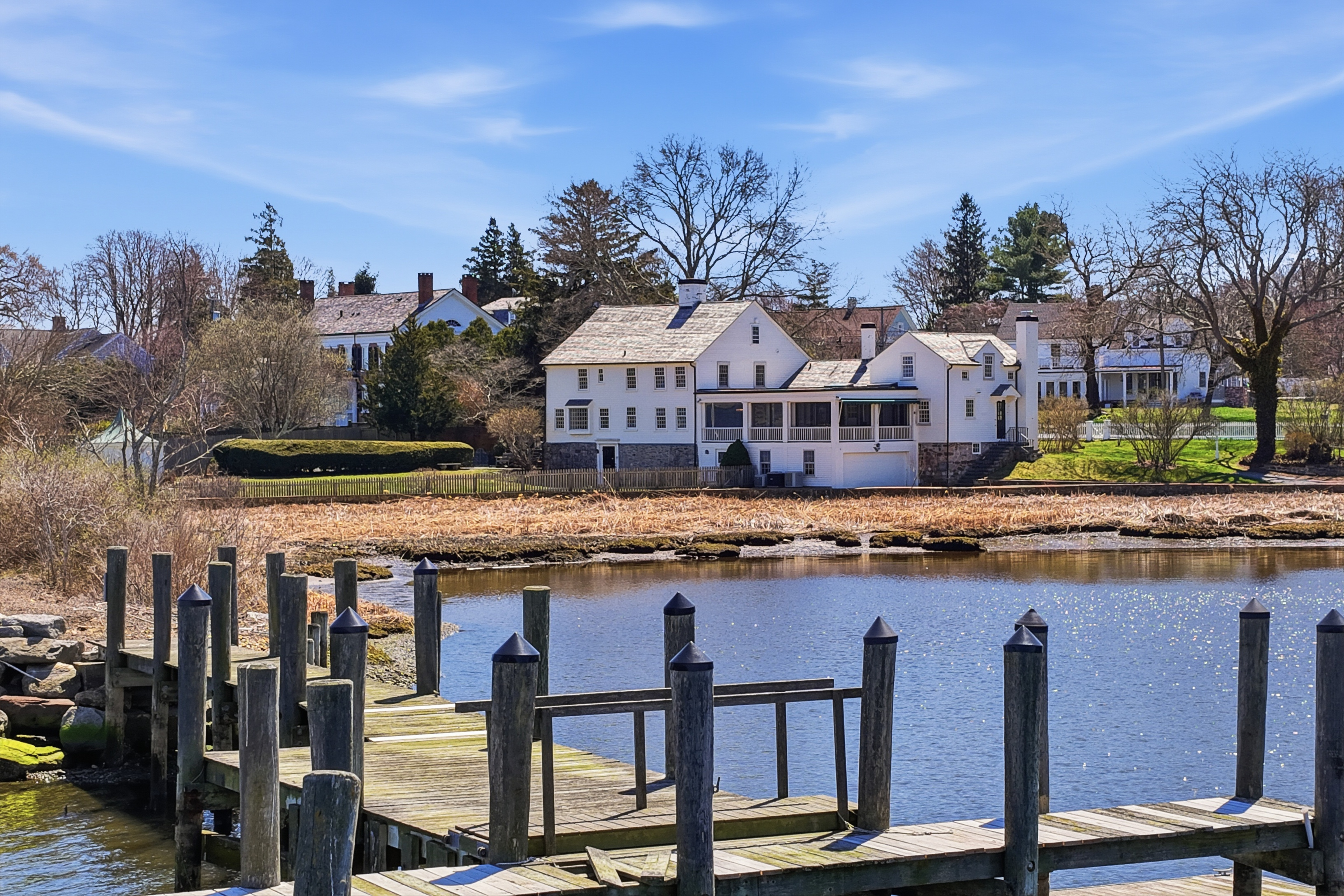  Direct Water Access and Private Dock in the Heart of North Cove - 物件實景