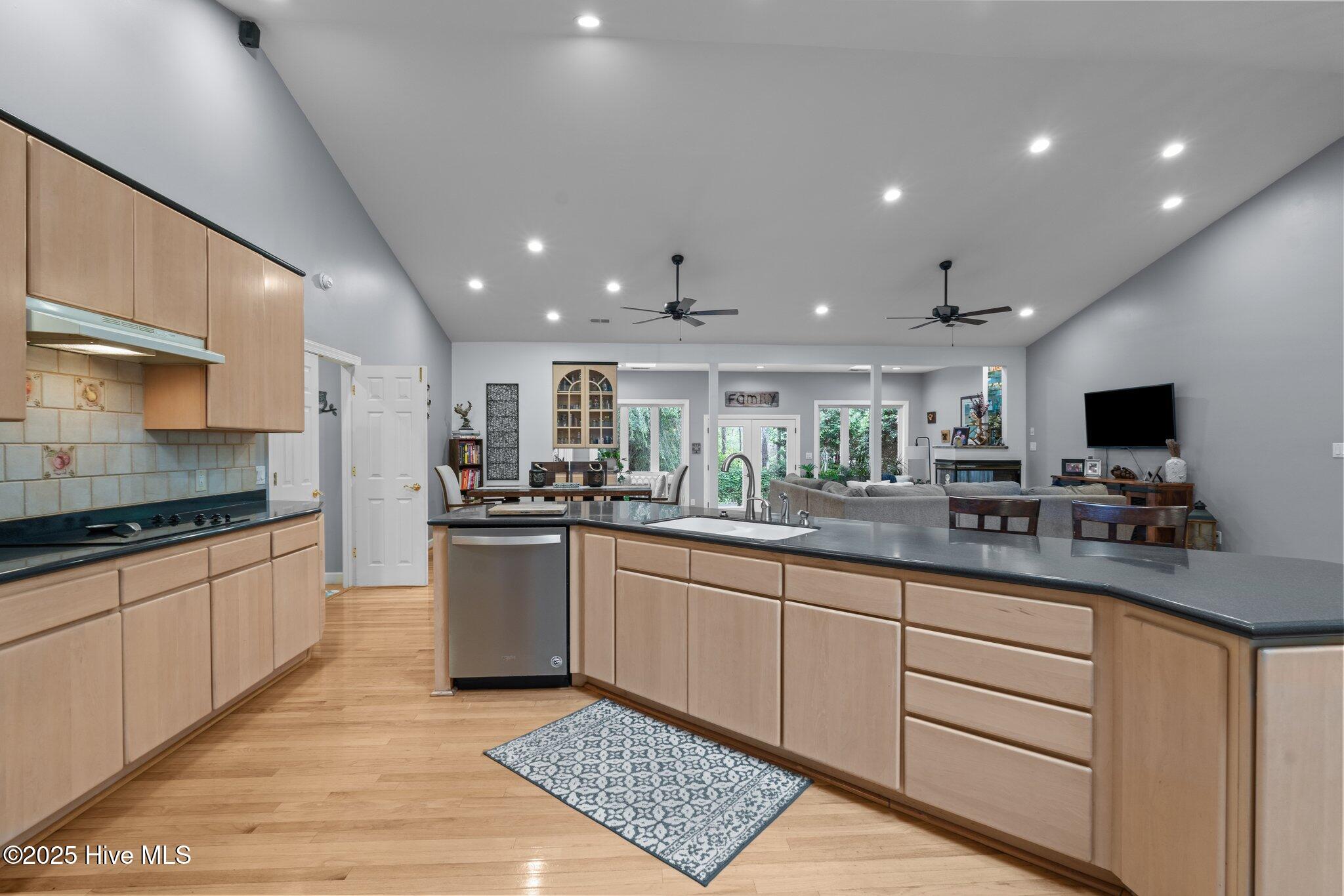 Pinehurst, North Carolina, 28374, United States, 4 Bedrooms Bedrooms, ,3 BathroomsBathrooms,Residential,For Sale,1856309