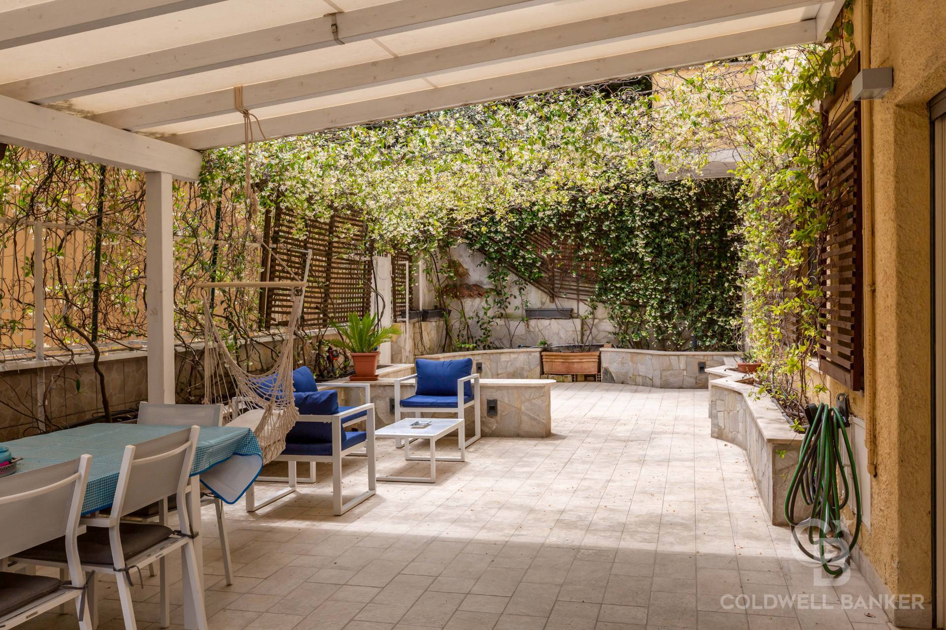 Roma, Roma, 00100, IT, 3 Bedrooms Bedrooms, ,3 BathroomsBathrooms,Residential,For Sale,1932847