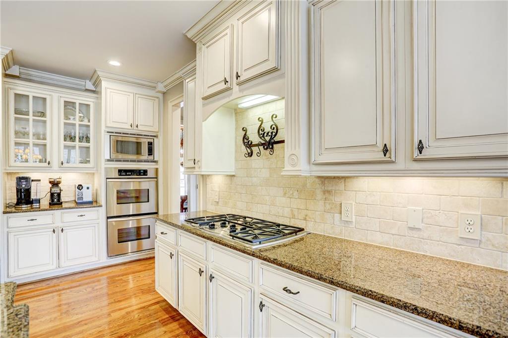 Suwanee, Georgia, 30024, United States, 5 Bedrooms Bedrooms, ,5 BathroomsBathrooms,Residential,For Sale,2025852