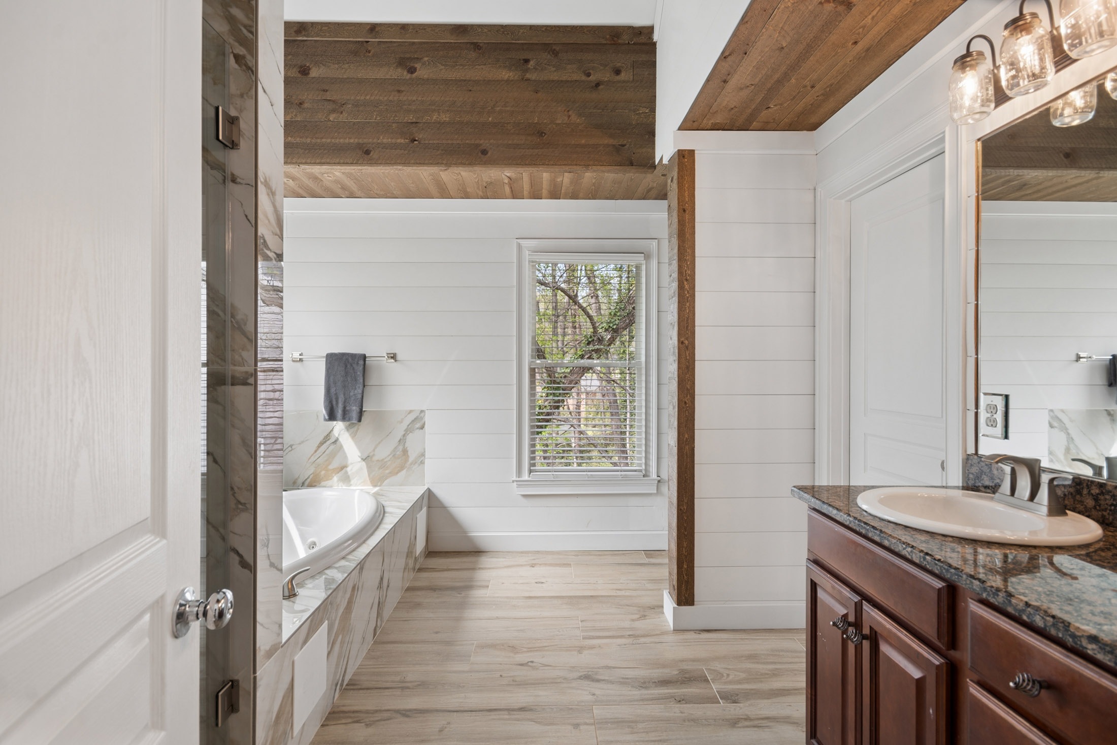  East Atlanta Updated Retreat Tucked on a Quiet Cul-de-sac - 物件實景