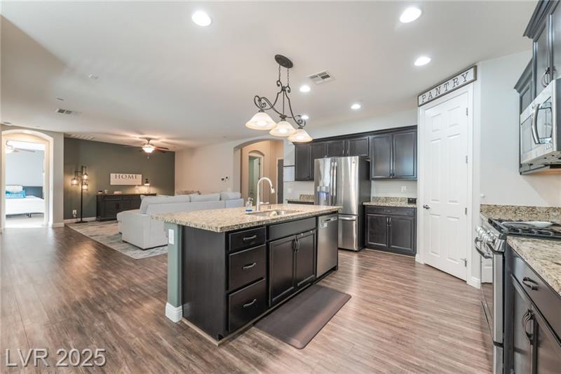 Henderson, Nevada, 89002, United States, 3 Bedrooms Bedrooms, ,2 BathroomsBathrooms,Residential,For Sale,1990384