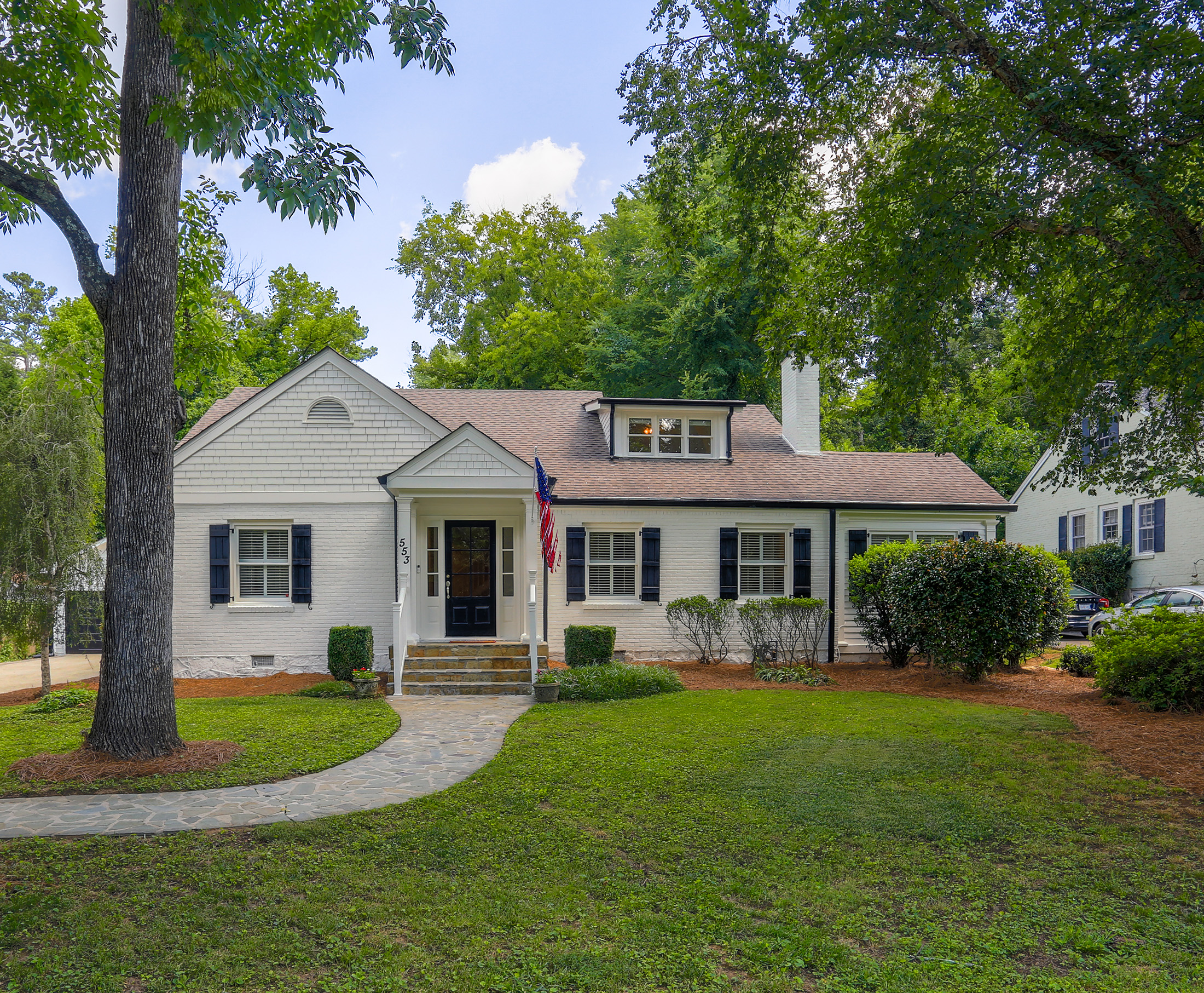  Charming Four Bedroom Cottage in Beloved Haynes Manor Neighborhood - 物件實景