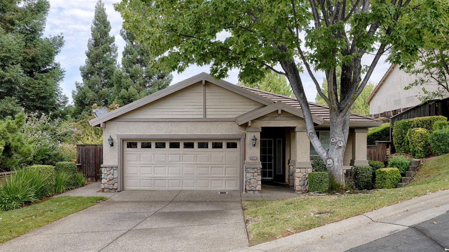 Rocklin, California, 95765, United States, 2 Bedrooms Bedrooms, ,2 BathroomsBathrooms,Residential,For Sale,1907084
