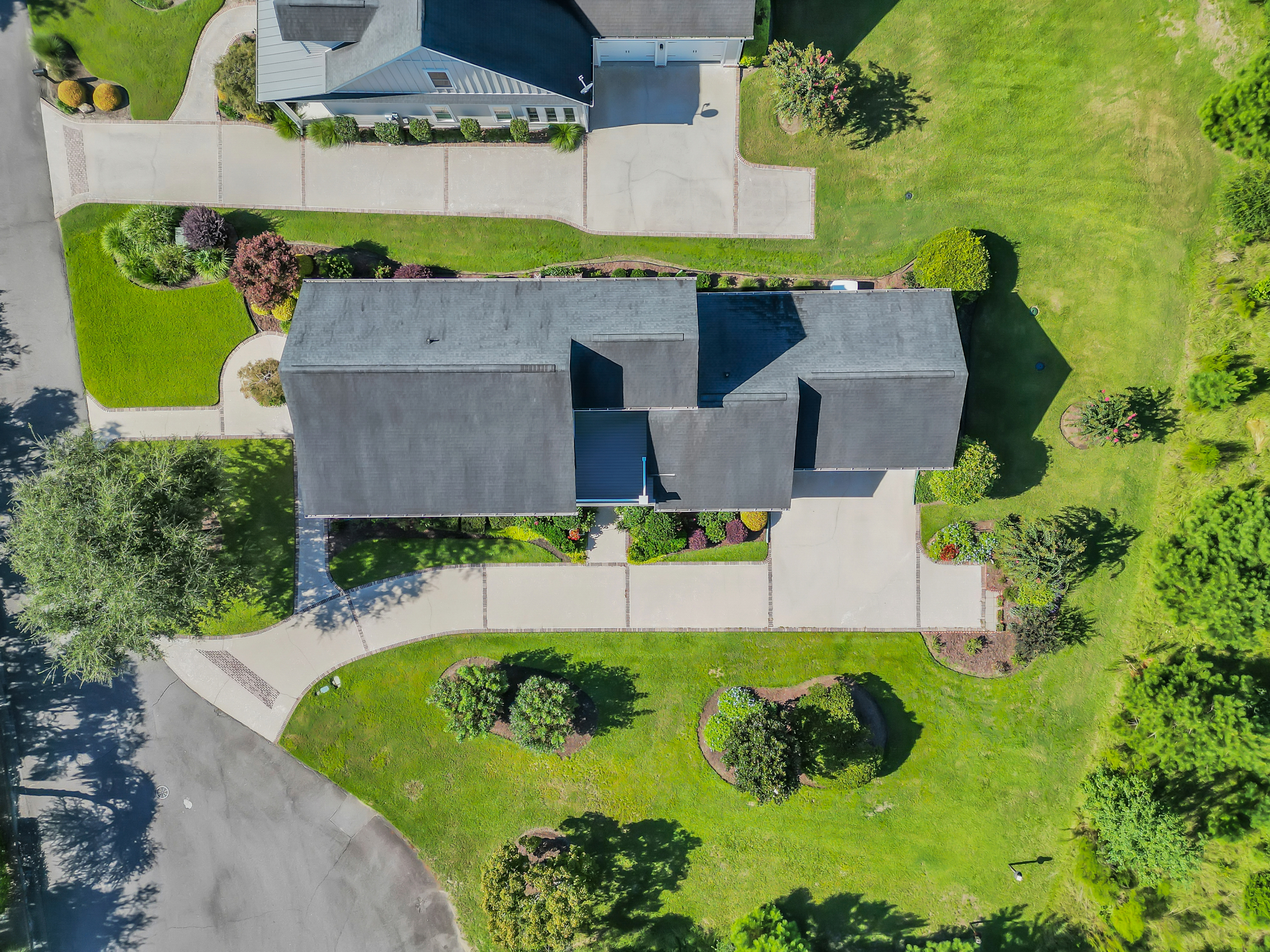 Pawleys Island, South Carolina, 29585, United States, 4 Bedrooms Bedrooms, ,3 BathroomsBathrooms,Residential,For Sale,1982970