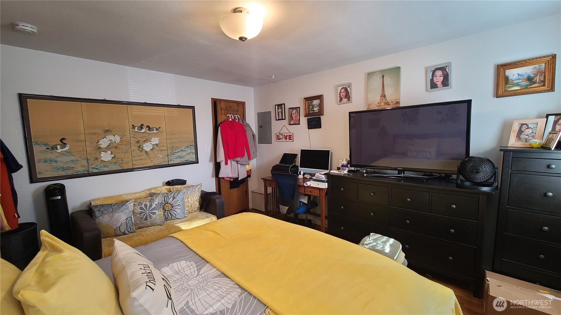 Tacoma, Washington, 98409, United States, ,Residential,For Sale,2008818