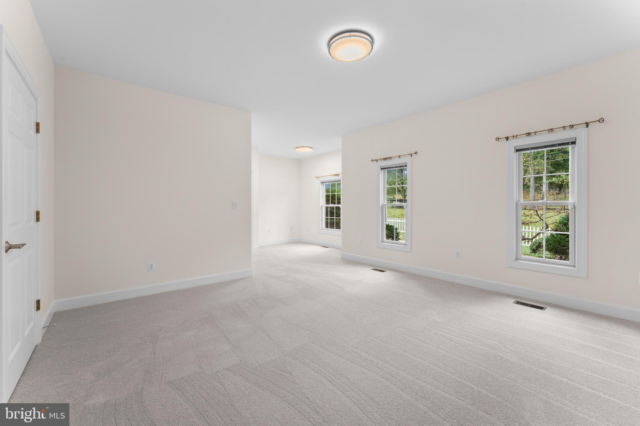 Reva, Virginia, 22735, United States, 4 Bedrooms Bedrooms, ,4 BathroomsBathrooms,Residential,For Sale,1983149