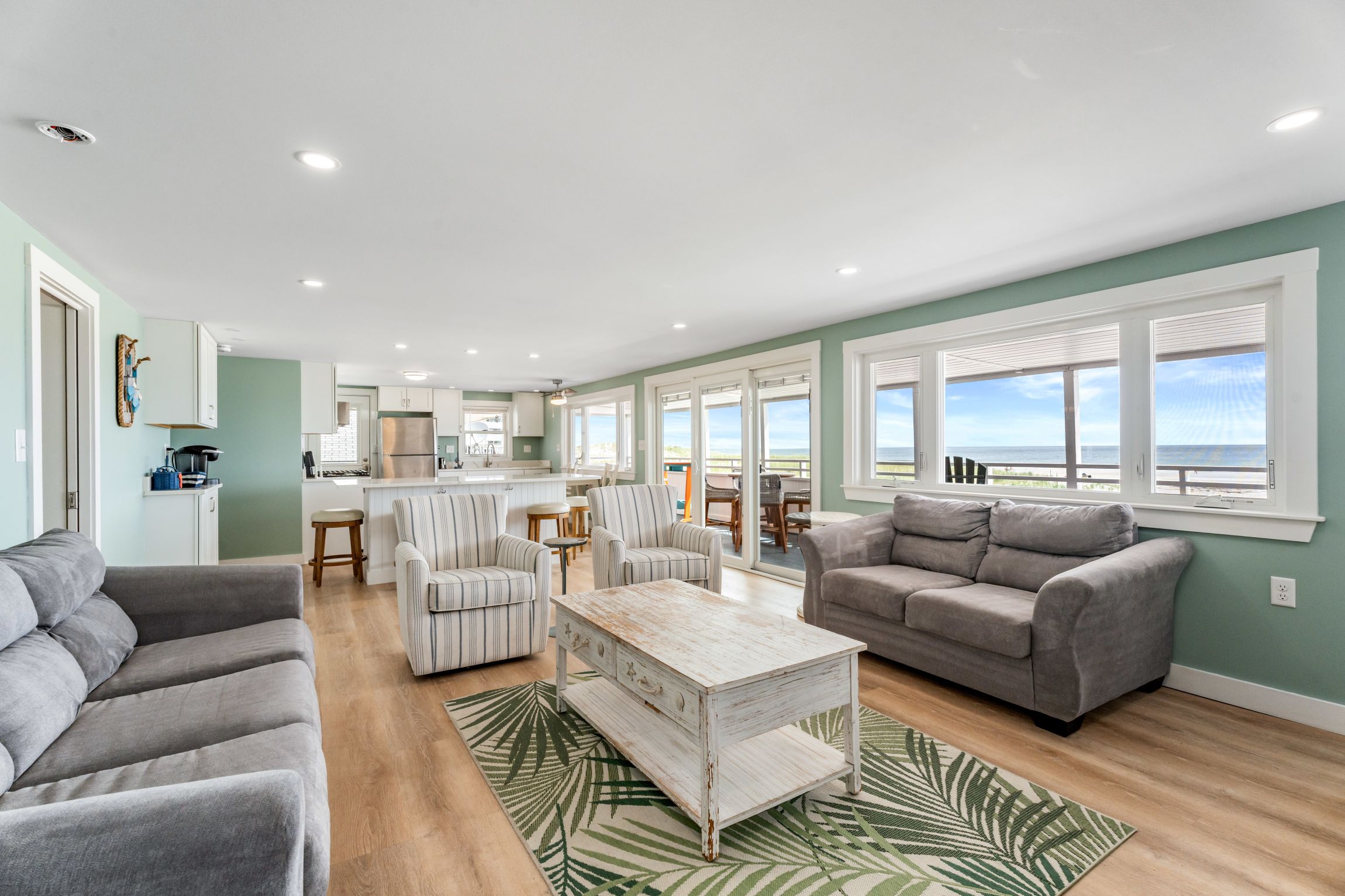  27 Concord Avenue, Hampton, NH, 03842 - 物件實景