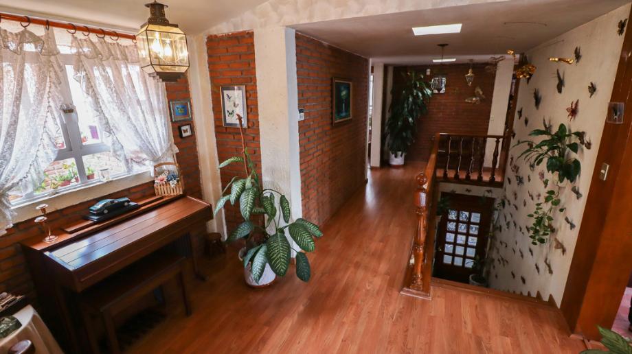 Lomas del Valle, Morelia, Michoacán de Ocampo, 58170, Mexico, 3 Bedrooms Bedrooms, ,2 BathroomsBathrooms,Residential,For Sale,Lomas del Valle,1622060