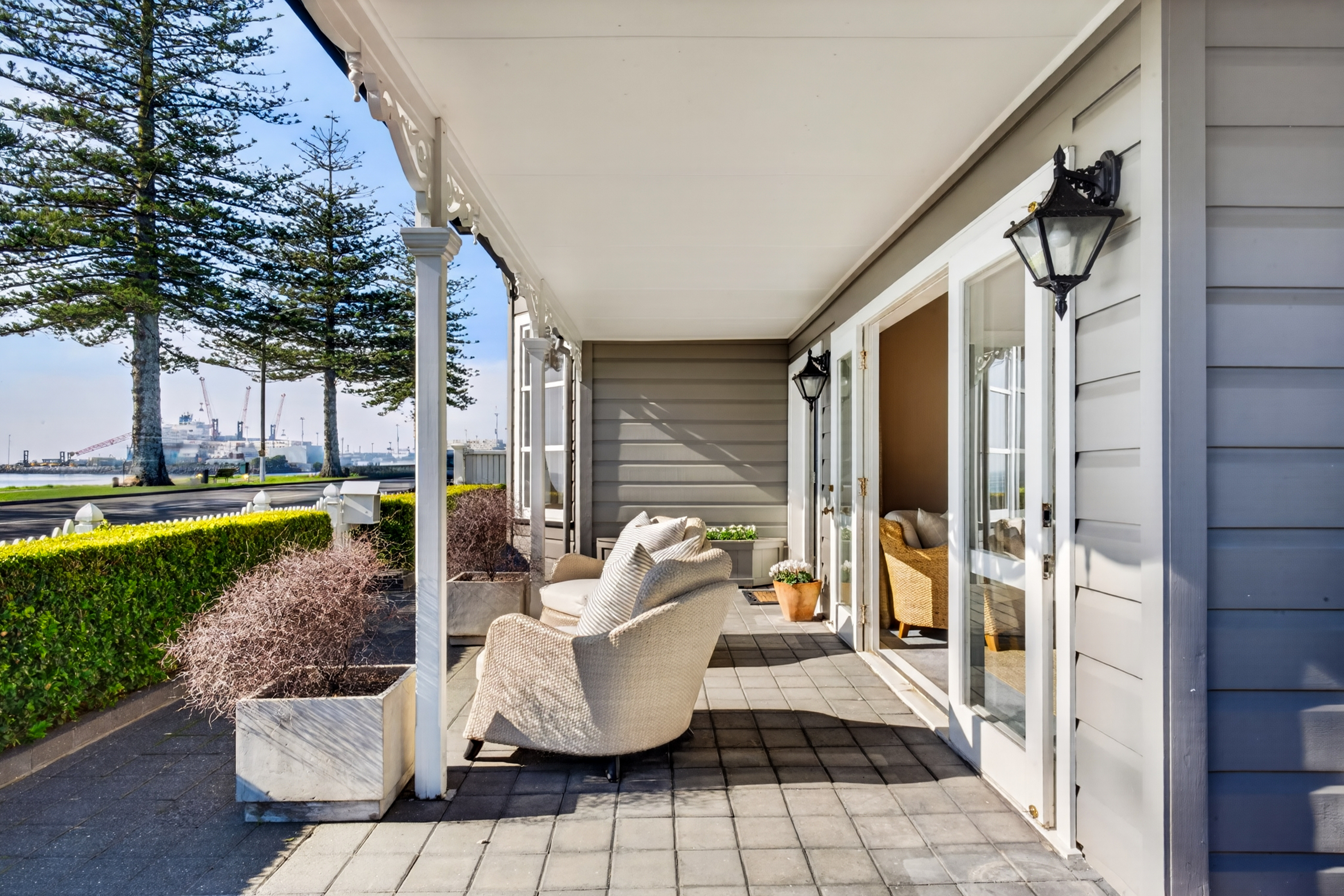  Waterfront Living with Enduring Appeal - 物件實景