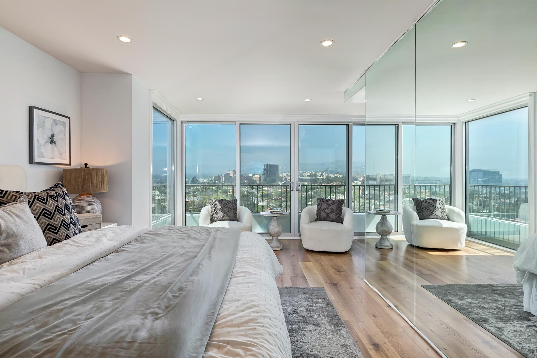  10501 Wilshire Boulevard - 物件實景
