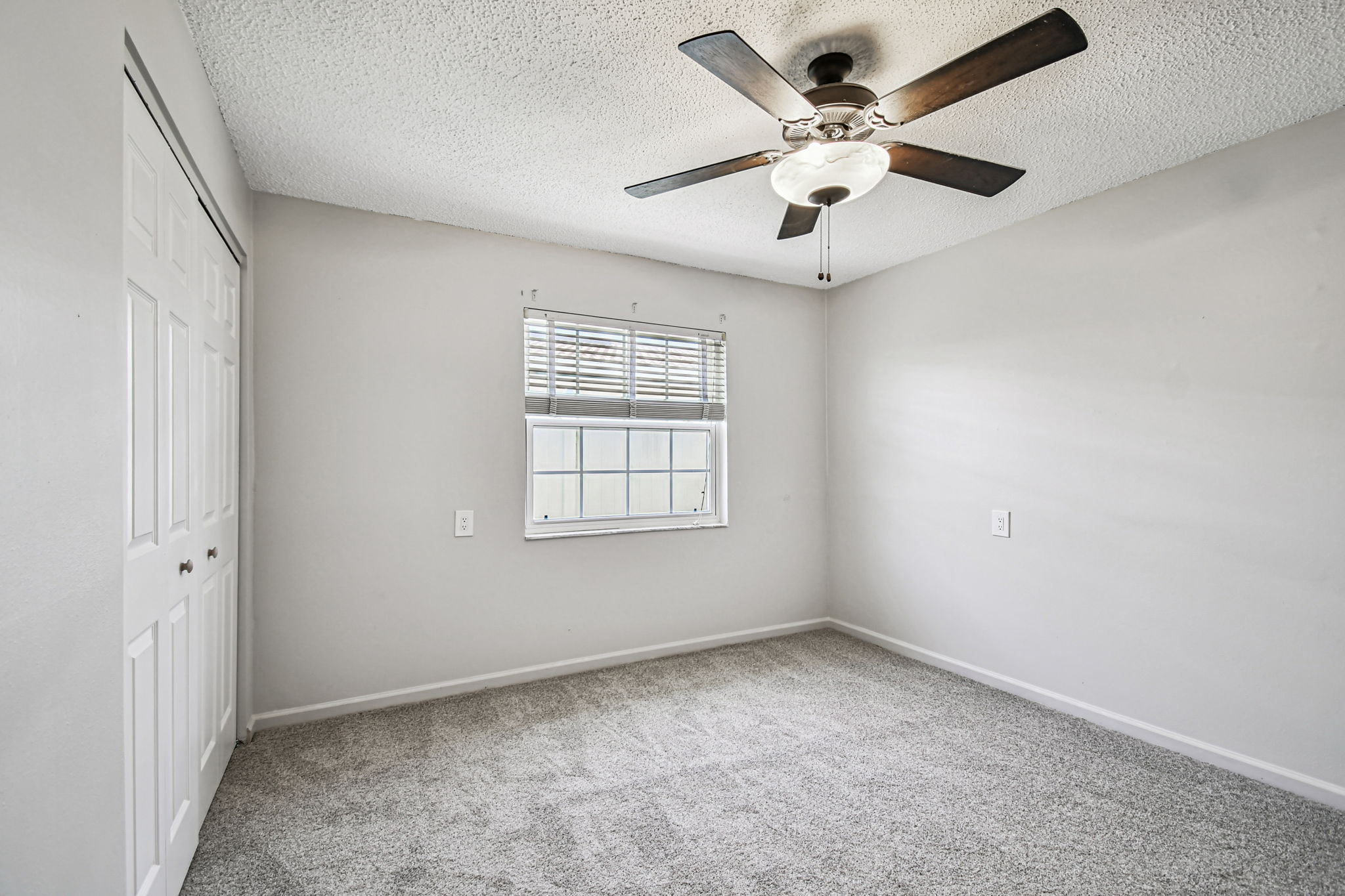 Madeira Beach, Florida, 33708, United States, 4 Bedrooms Bedrooms, ,2 BathroomsBathrooms,Residential,For Sale,2005483