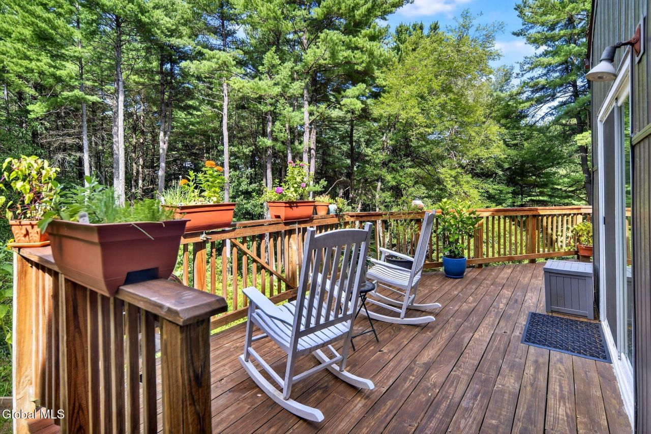 Valatie, New York, 12184, United States, 5 Bedrooms Bedrooms, ,3 BathroomsBathrooms,Residential,For Sale,1924980