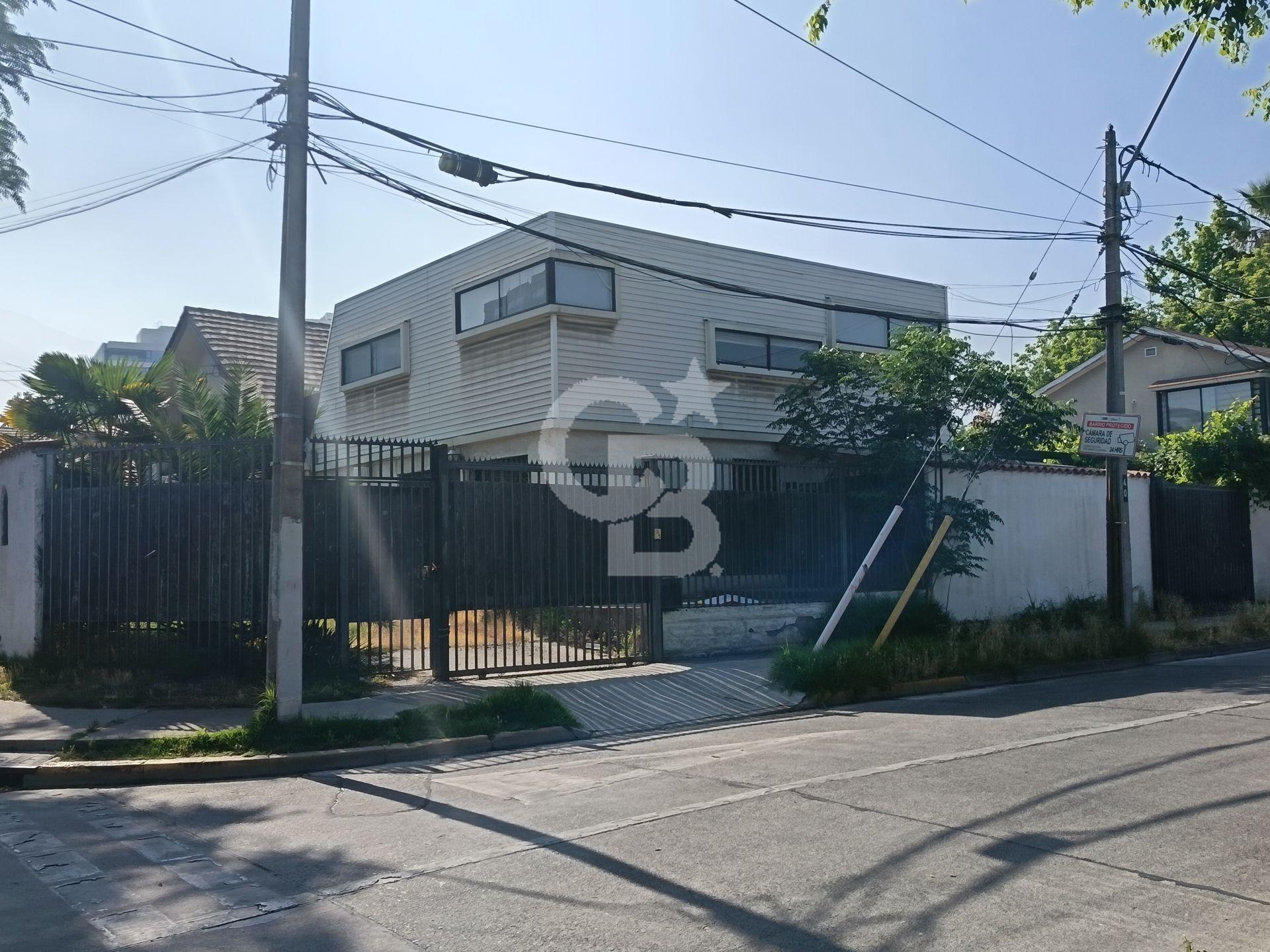 Las Condes, Chile, 6 Bedrooms Bedrooms, ,4 BathroomsBathrooms,Residential,For Sale,1997121