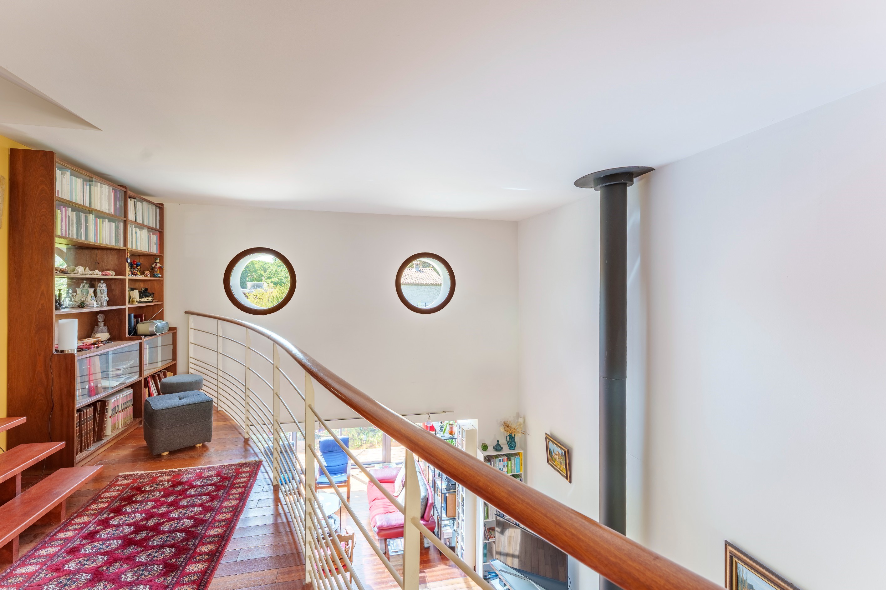  Architect-designed villa with a “seaside” feel, featuring a pool and a separate… - 物件實景