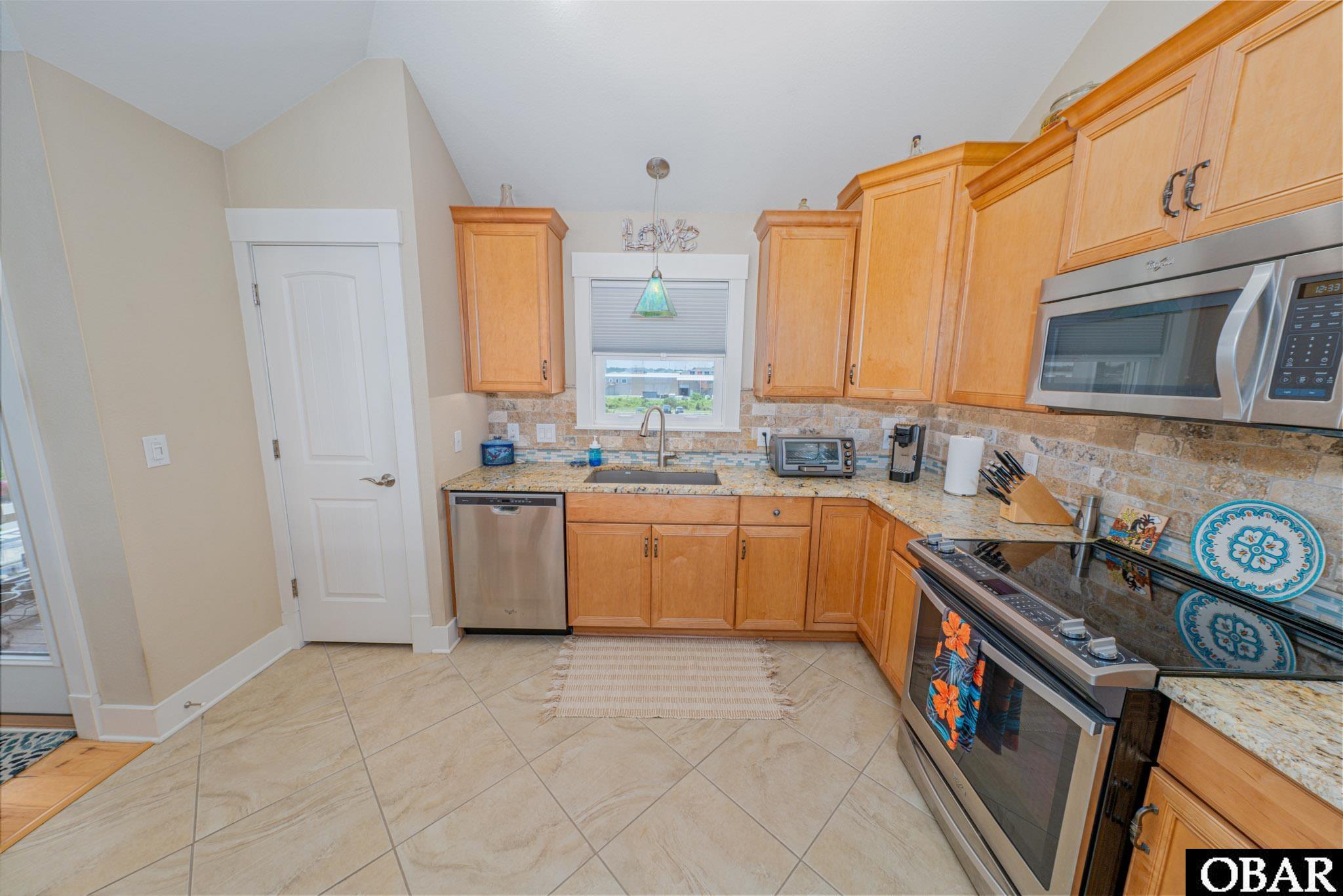 Kitty Hawk, North Carolina, 27949, United States, 4 Bedrooms Bedrooms, ,4 BathroomsBathrooms,Residential,For Sale,1905904