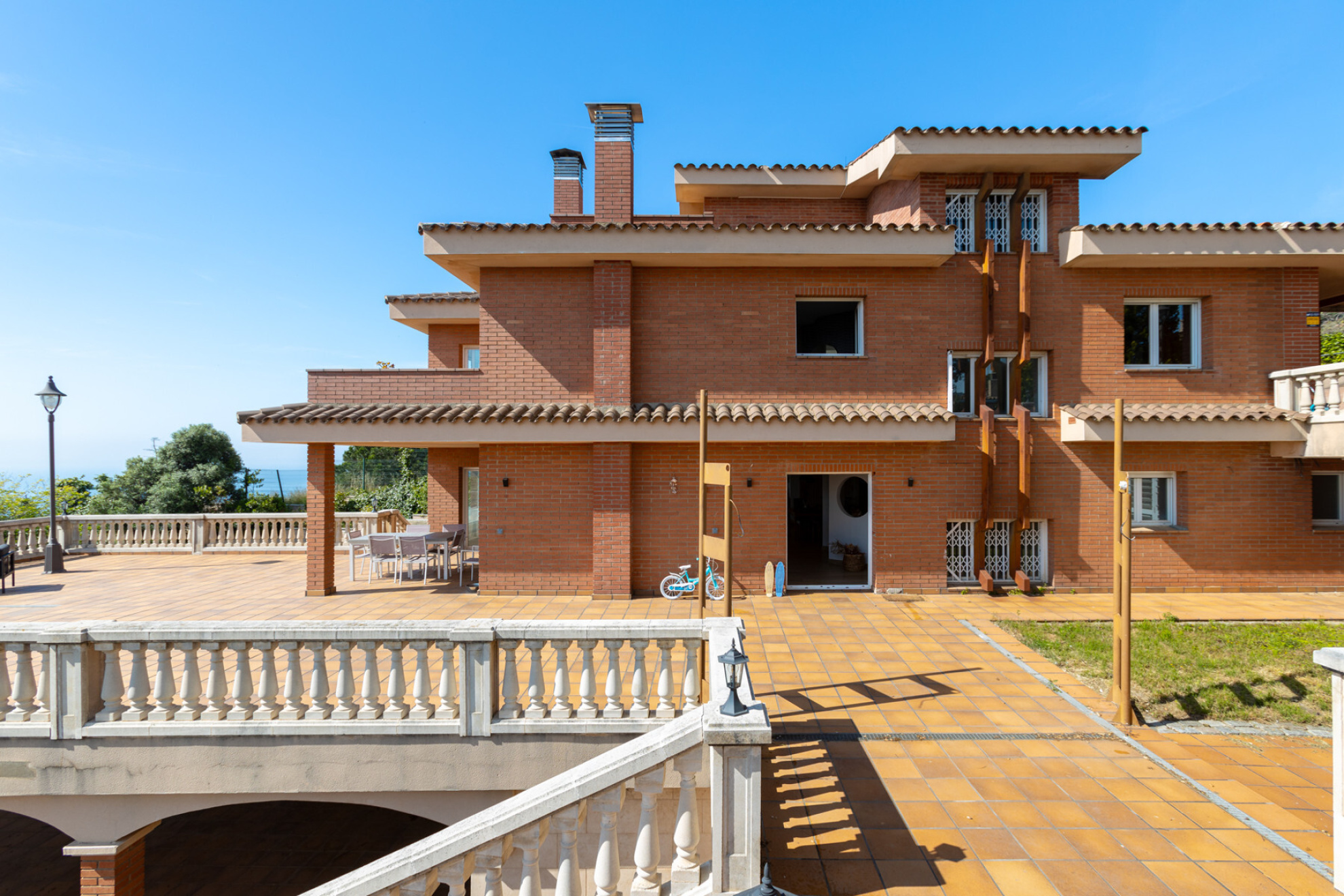  Elegant and stately residence with the best views. - 物件實景
