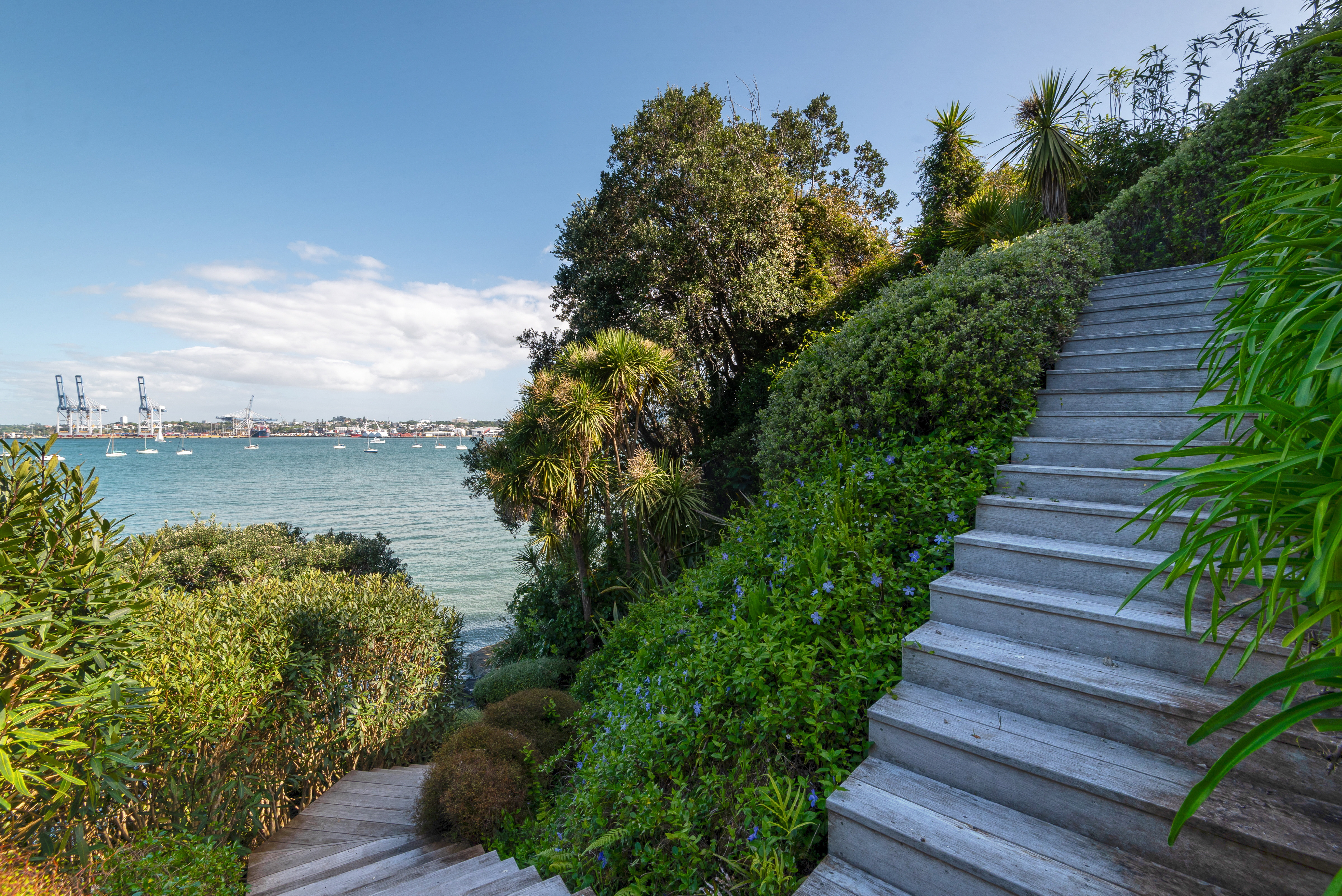  A Landmark Waterfront Estate - 物件實景
