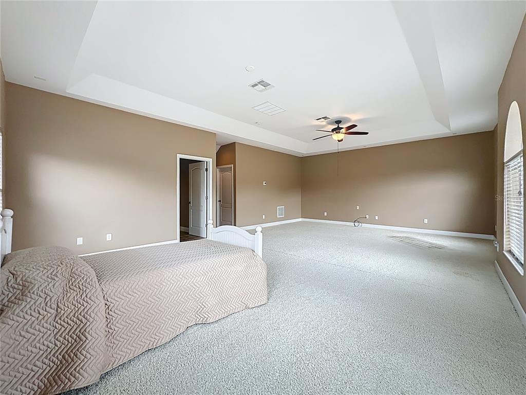 Orlando, Florida, 32829, United States, 4 Bedrooms Bedrooms, ,4 BathroomsBathrooms,Residential,For Sale,1913798