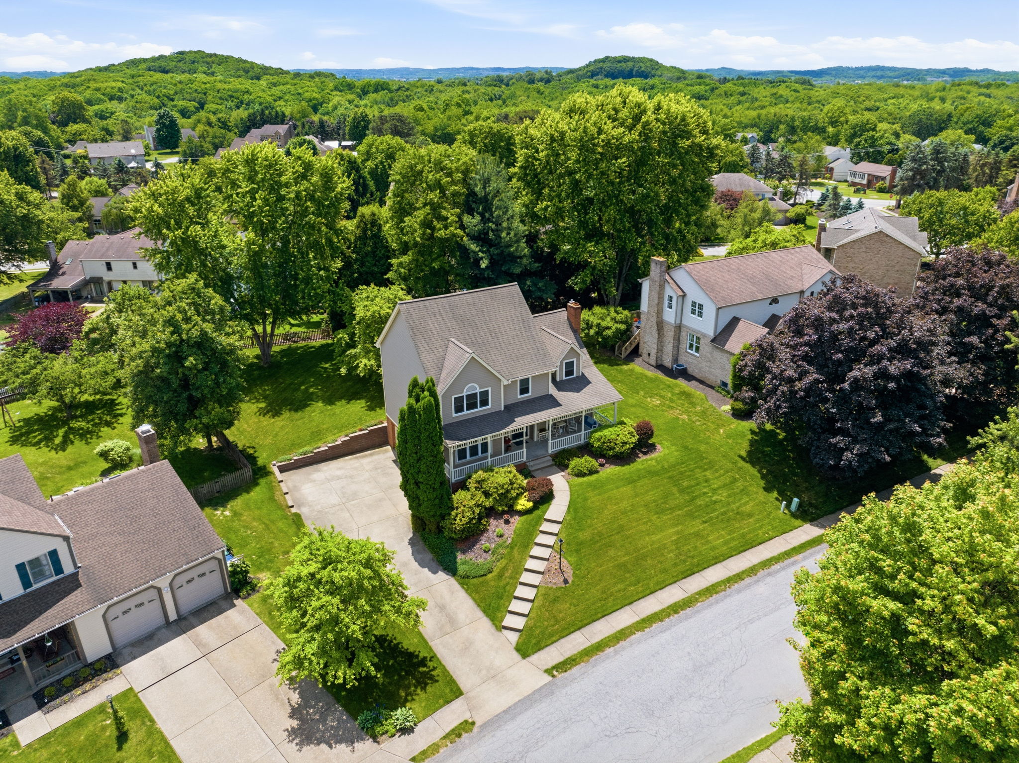  306 Hillcrest Drive, Cranberry Township, PA 16066 - 物件實景