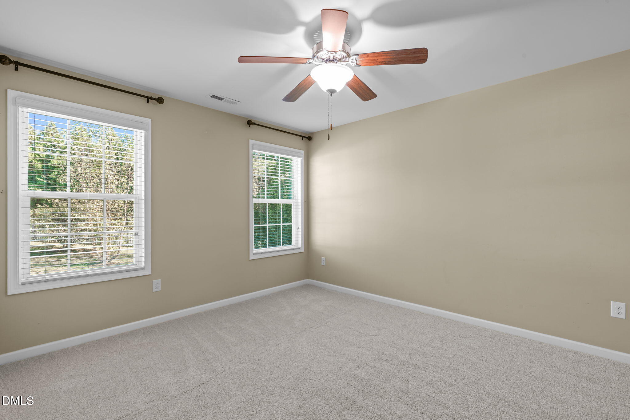 Clayton, North Carolina, 27527, United States, 5 Bedrooms Bedrooms, ,4 BathroomsBathrooms,Residential,For Sale,1969461