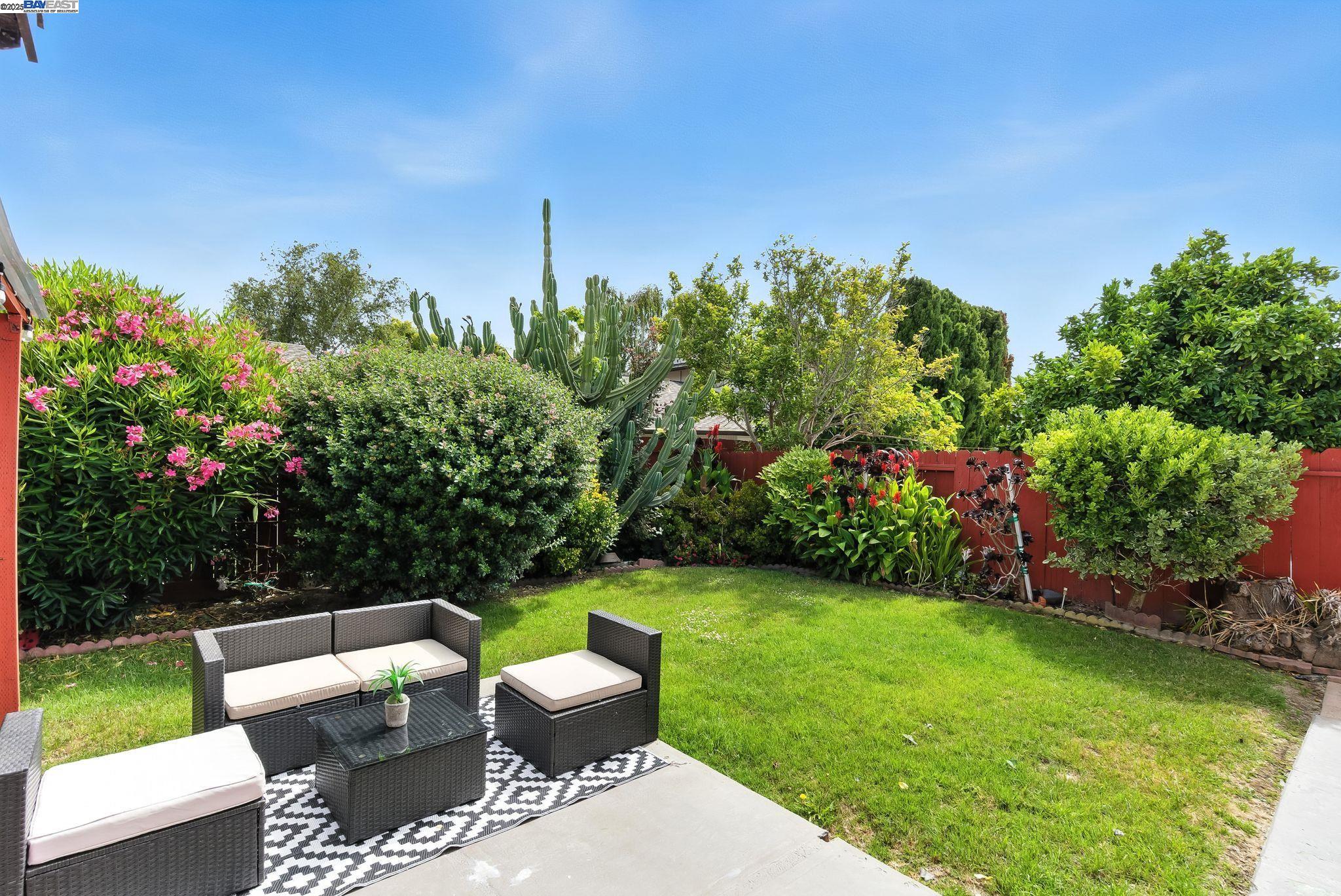 Newark, California, 94560, United States, 3 Bedrooms Bedrooms, ,2 BathroomsBathrooms,Residential,For Sale,1947104
