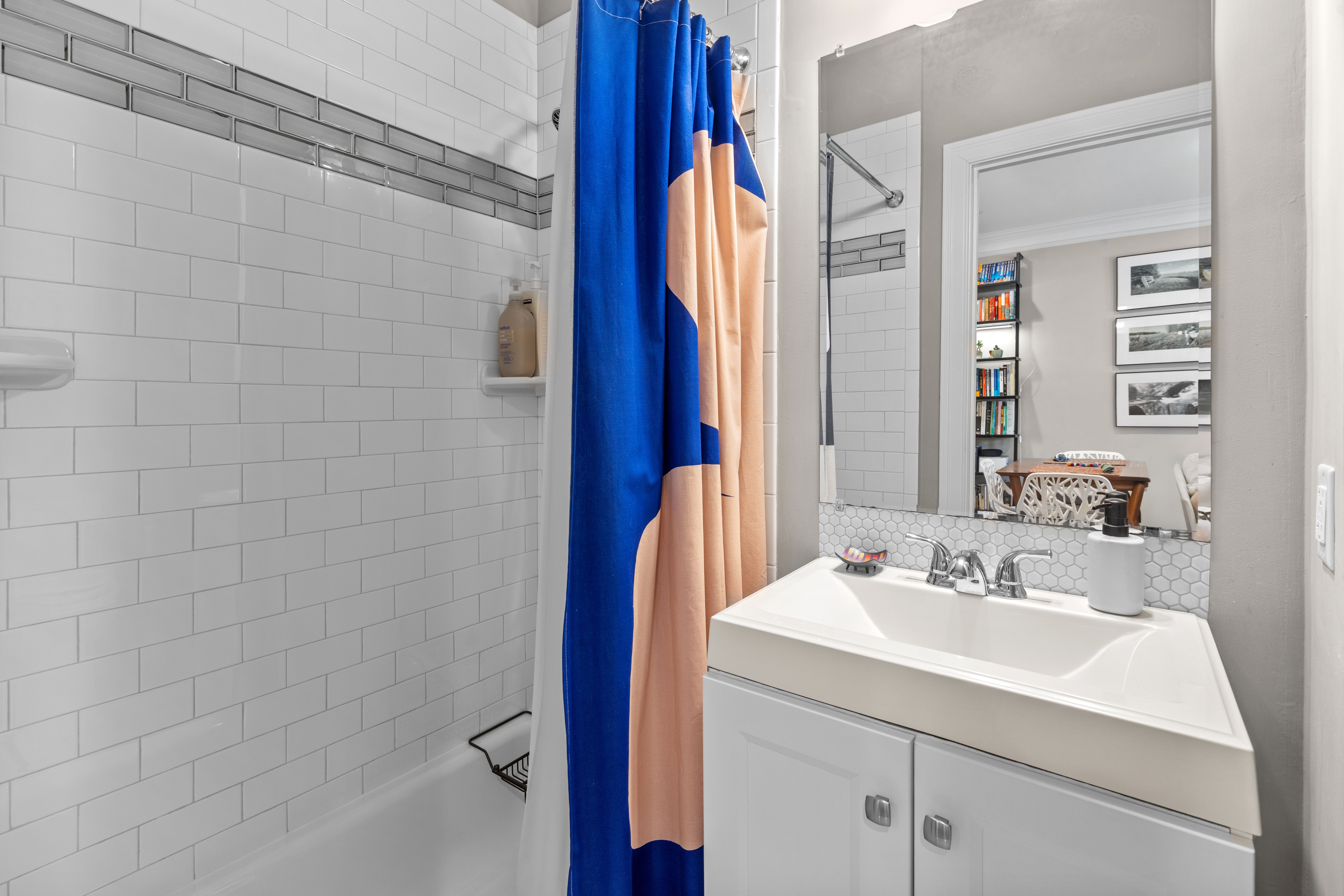  43 Cliftondale Street Unit 1, Boston, MA, 02131 - 物件實景