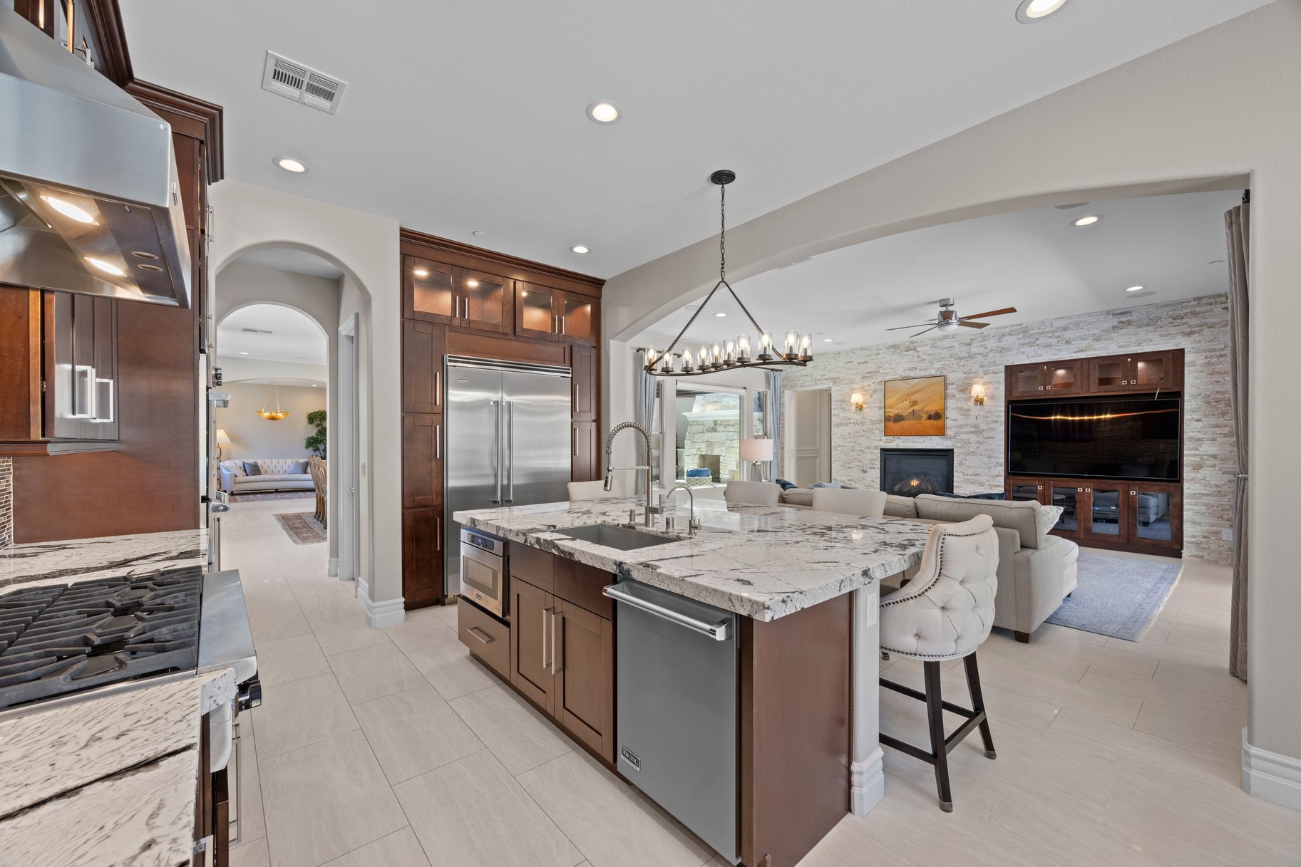  DESIGNER DREAM OASIS IN GATED LAKE LAS VEGAS, FURNISHED TURN-KEY - 物件實景