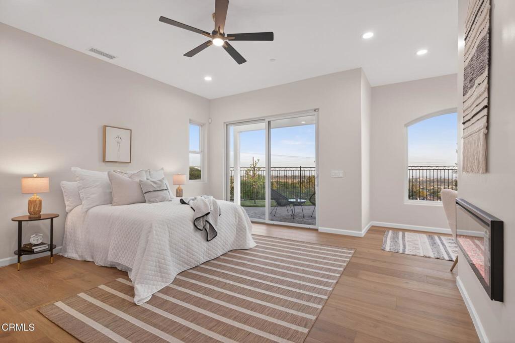 Ventura, California, 93003, United States, 4 Bedrooms Bedrooms, ,4 BathroomsBathrooms,Residential,For Sale,1912108