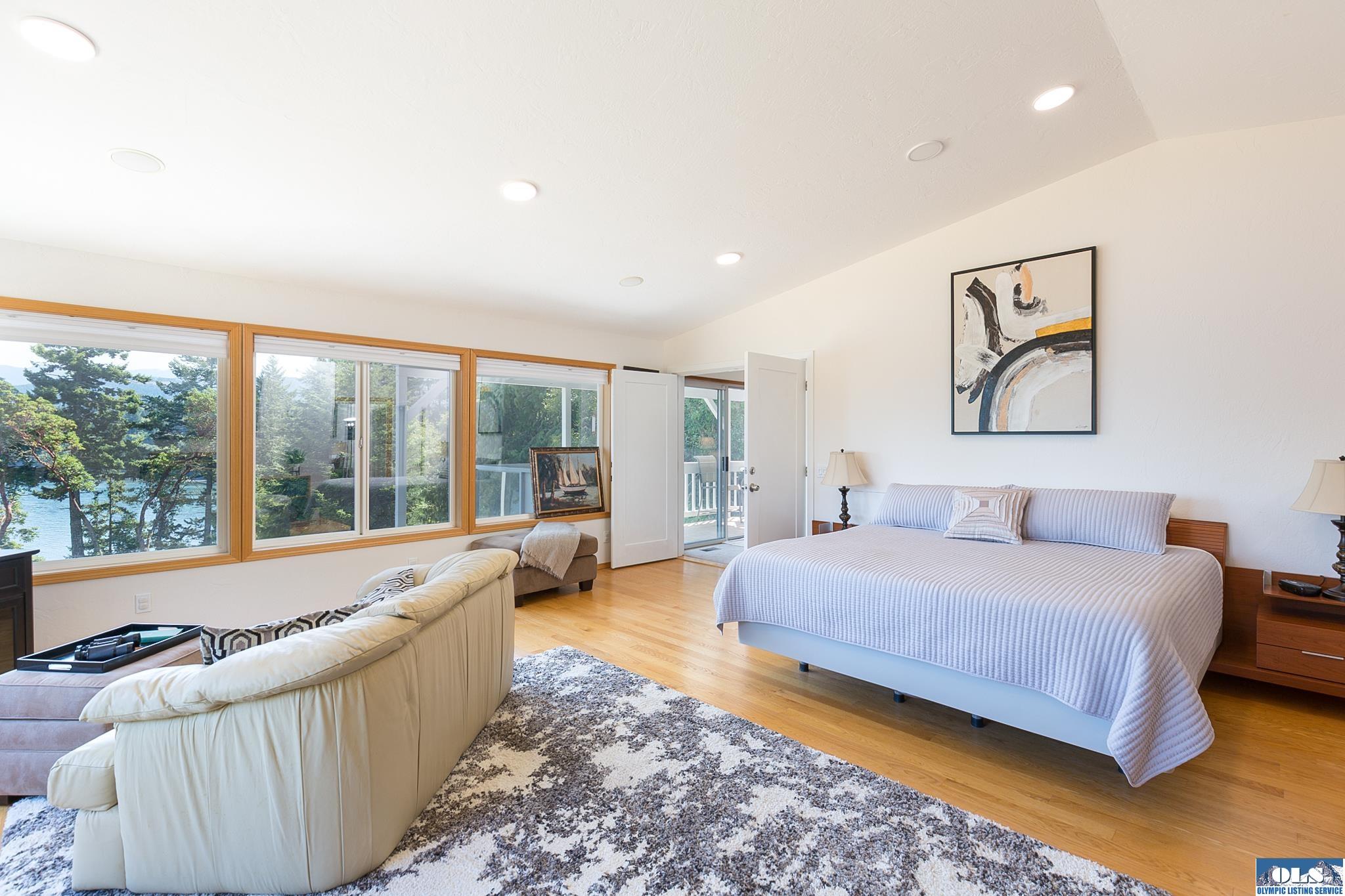 Port Angeles, Washington, 98363, United States, 4 Bedrooms Bedrooms, ,5 BathroomsBathrooms,Residential,For Sale,1905909