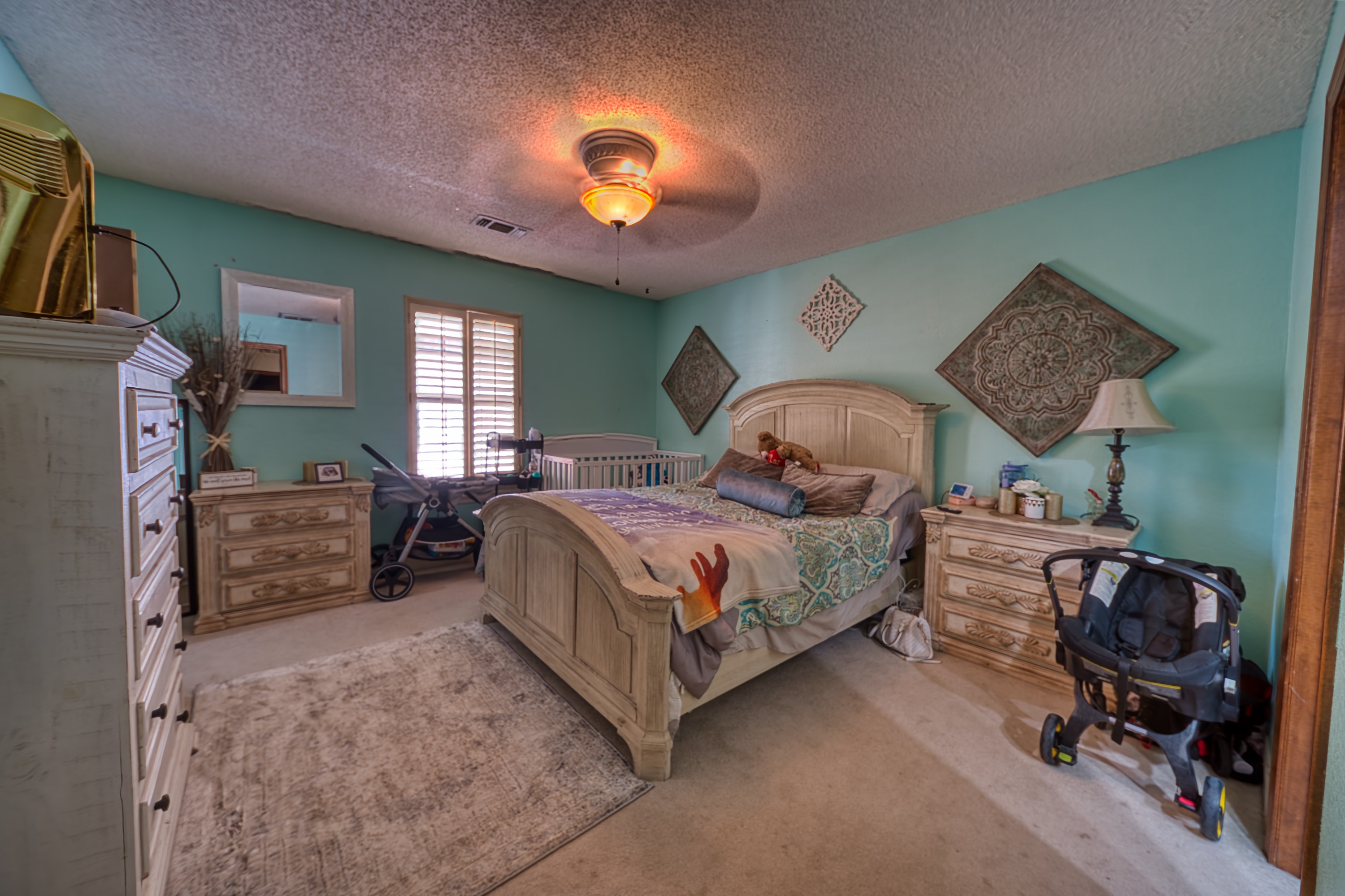 Carlsbad, New Mexico, 88220, United States, 4 Bedrooms Bedrooms, ,3 BathroomsBathrooms,Residential,For Sale,1974897