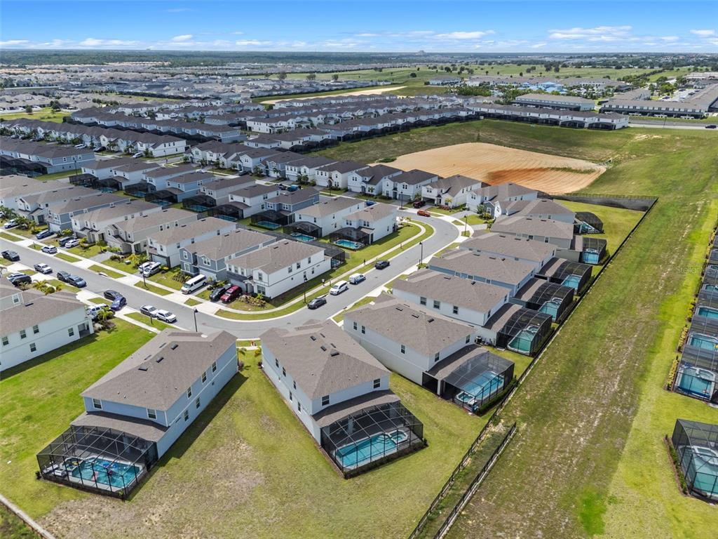Davenport, Florida, 33897, United States, 10 Bedrooms Bedrooms, ,8 BathroomsBathrooms,Residential,For Sale,1897449