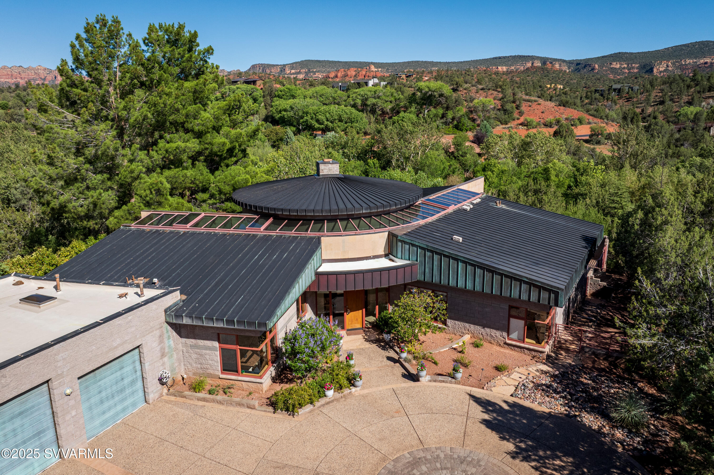 Sedona, Arizona, 86336, United States, 4 Bedrooms Bedrooms, ,3 BathroomsBathrooms,Residential,For Sale,1895371