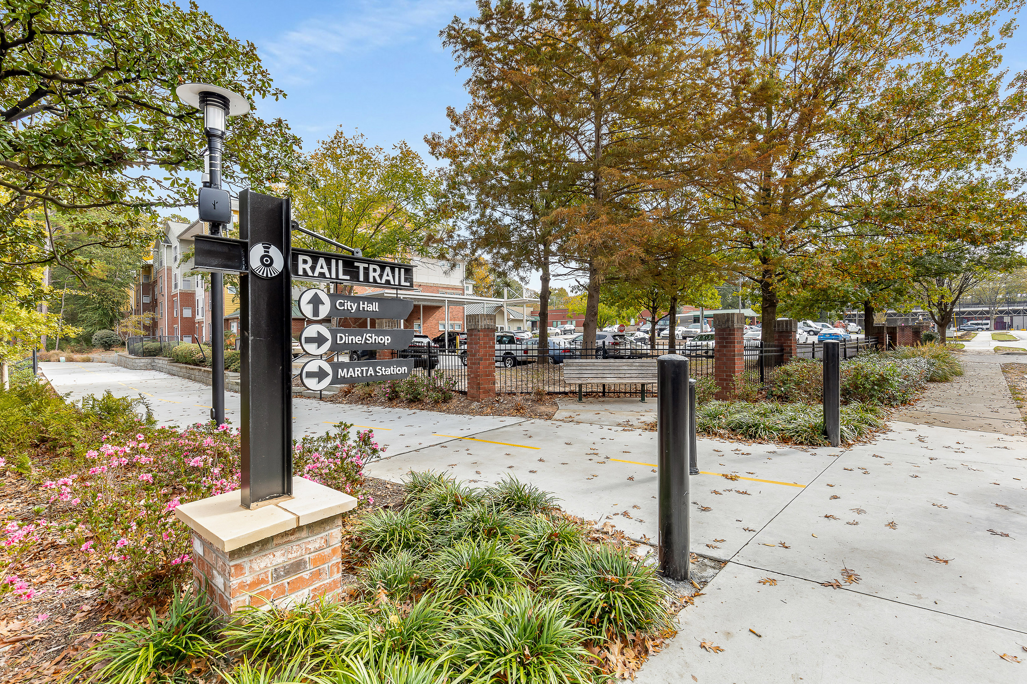  Exceptional Gated Townhome Near Vibrant Downtown Chamblee - 物件實景