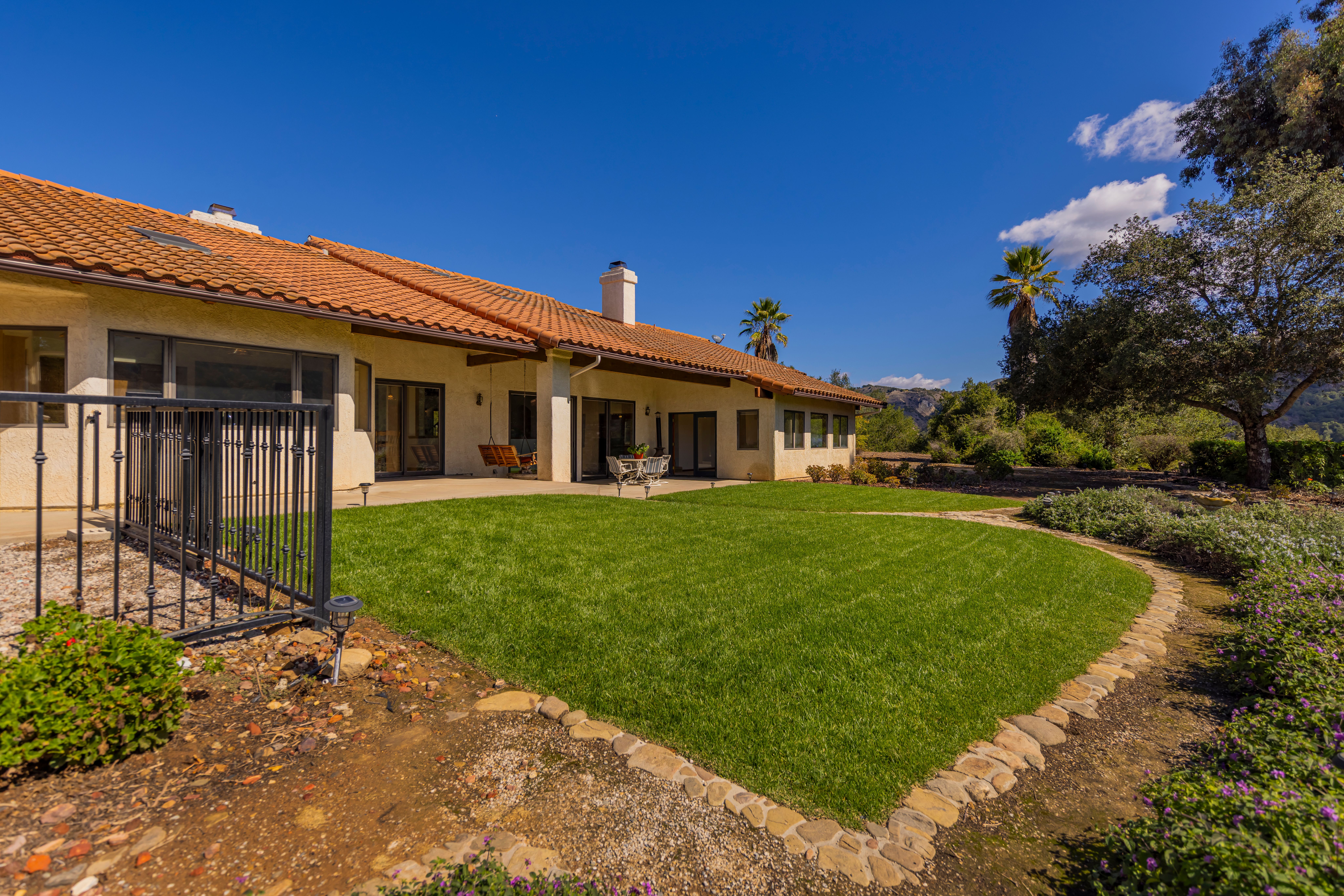  700 Thomas Street, Oak View, CA 93022 - 物件實景