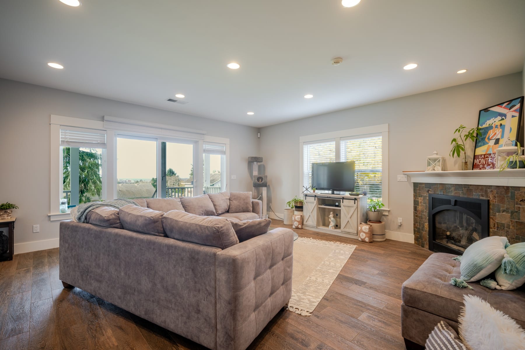  360 HILLTOP DR Seaside, OR 97138 - 物件實景
