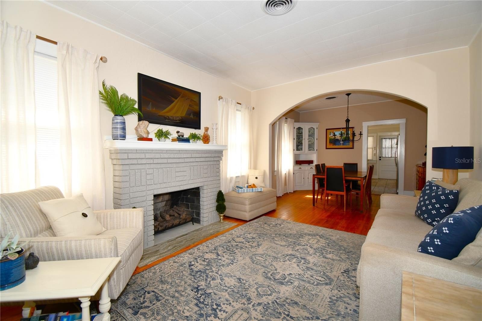 MOUNT DORA, Florida, 32757, United States, 3 Bedrooms Bedrooms, ,3 BathroomsBathrooms,Residential,For Sale,2018261