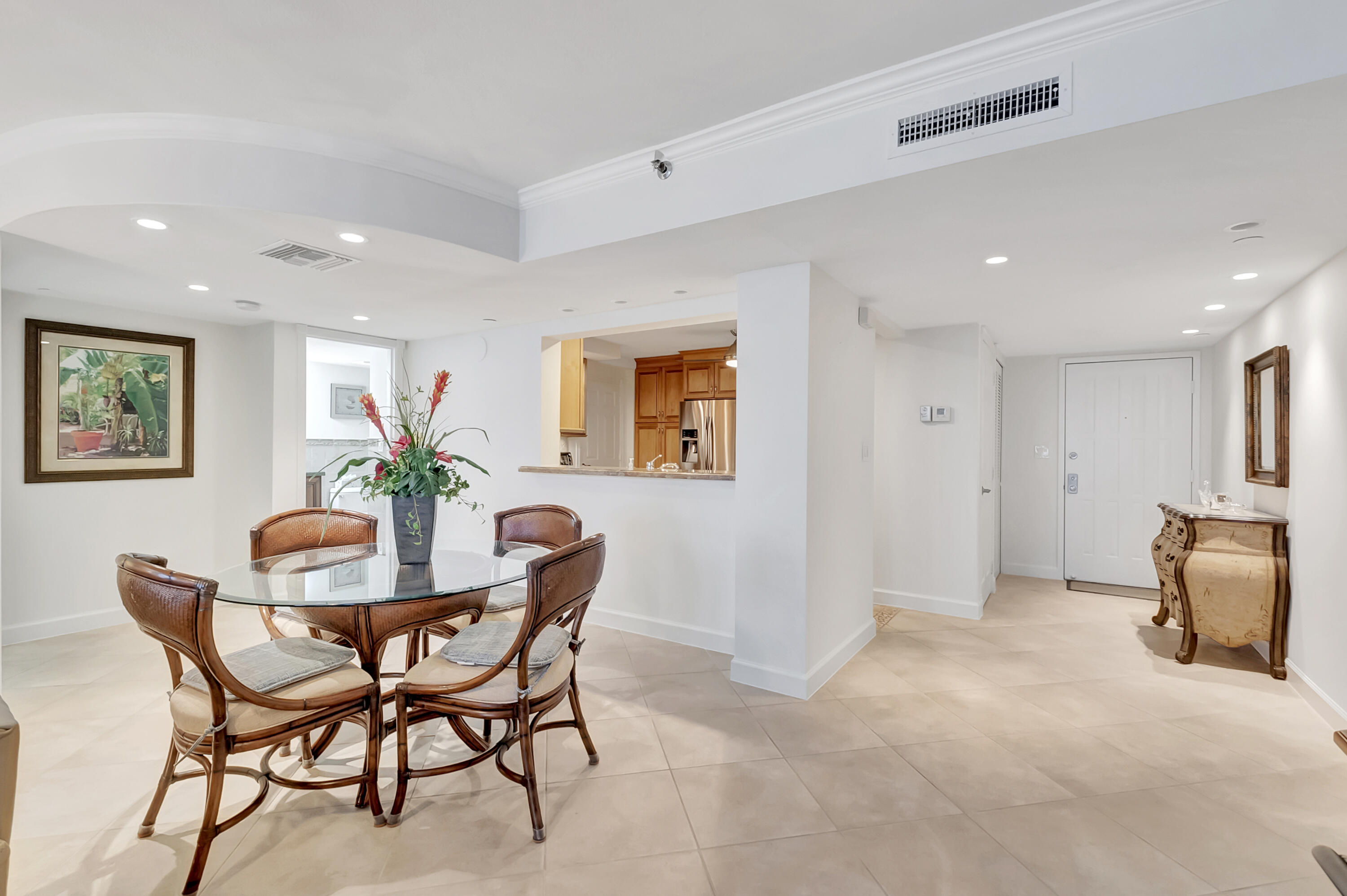 Highland Beach, Florida, 33487, United States, 2 Bedrooms Bedrooms, ,2 BathroomsBathrooms,Residential,For Sale,1907746