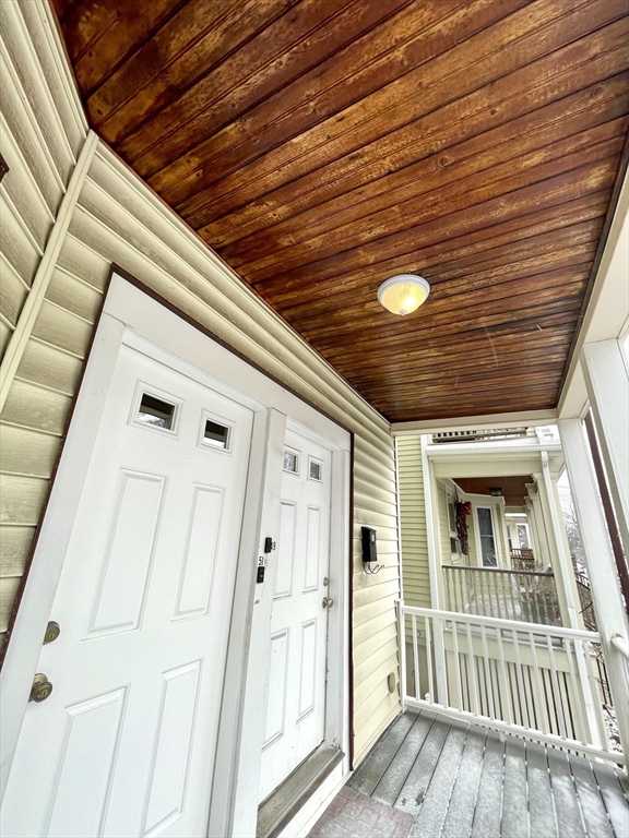 Somerville, Massachusetts, 02144, United States, 5 Bedrooms Bedrooms, ,3 BathroomsBathrooms,Residential,For Sale,1709211