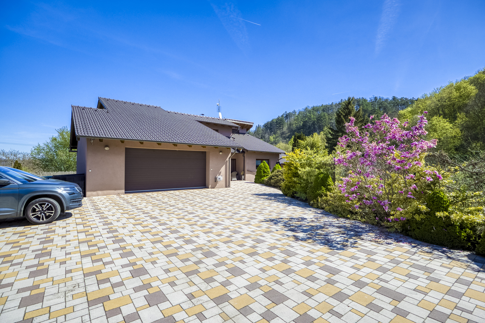  Spacious Family Residence with Guest Cottage - 物件實景