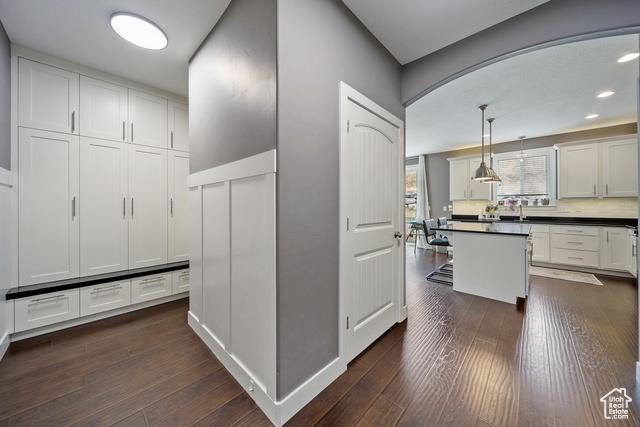 Lehi, Utah, 84043, United States, 6 Bedrooms Bedrooms, ,4 BathroomsBathrooms,Residential,For Sale,1938203
