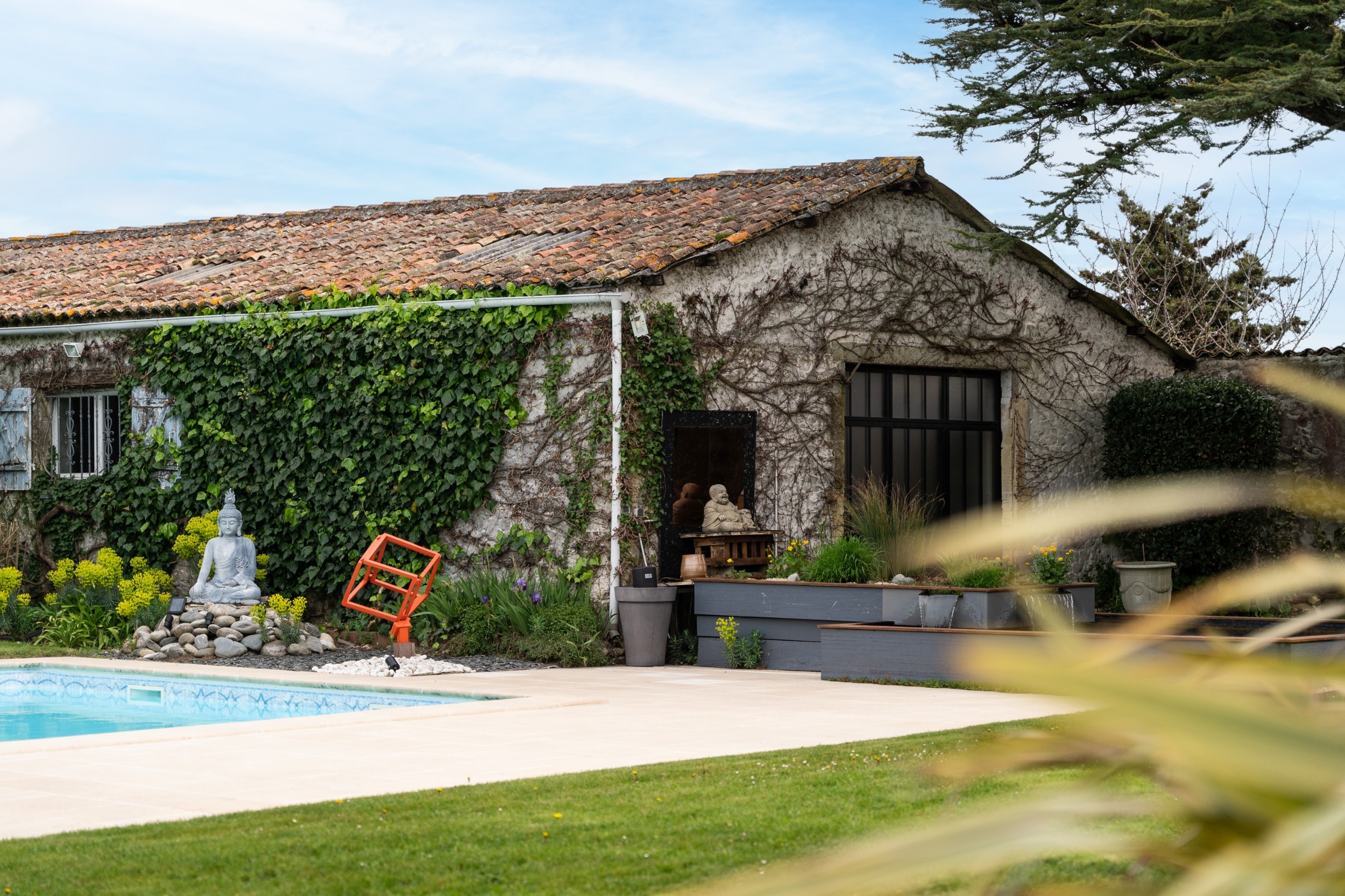  Longère a few minutes from La Rochelle in the village center, completely renova… - 物件實景