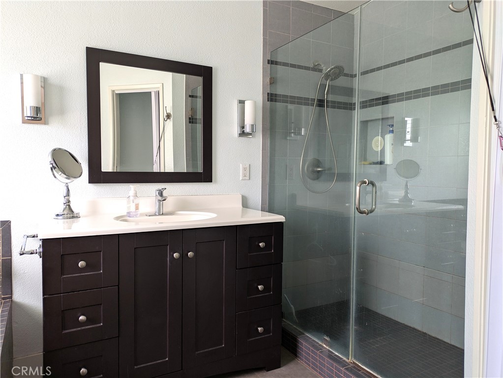 Walnut, California, 91789, United States, 4 Bedrooms Bedrooms, ,3 BathroomsBathrooms,Residential,For Sale,1978707