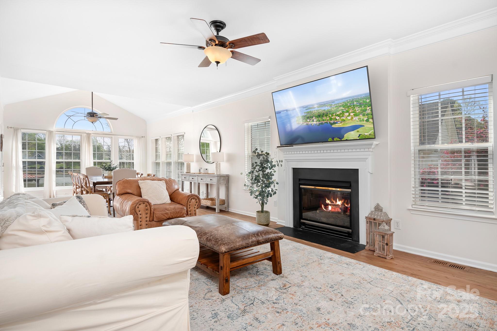 Mooresville, North Carolina, 28117, United States, 4 Bedrooms Bedrooms, ,3 BathroomsBathrooms,Residential,For Sale,1766342