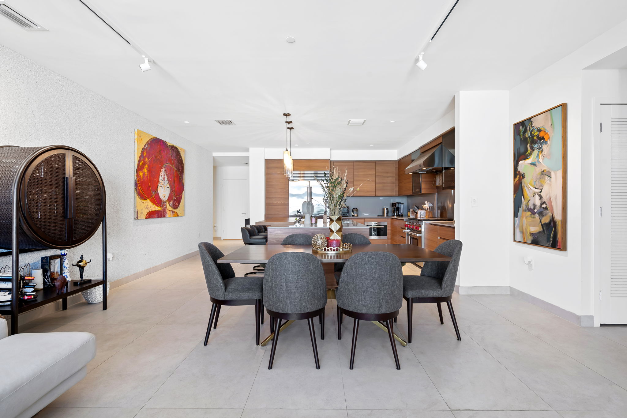  3581 E Glencoe Street, Miami, FL, 33133 - 物件實景