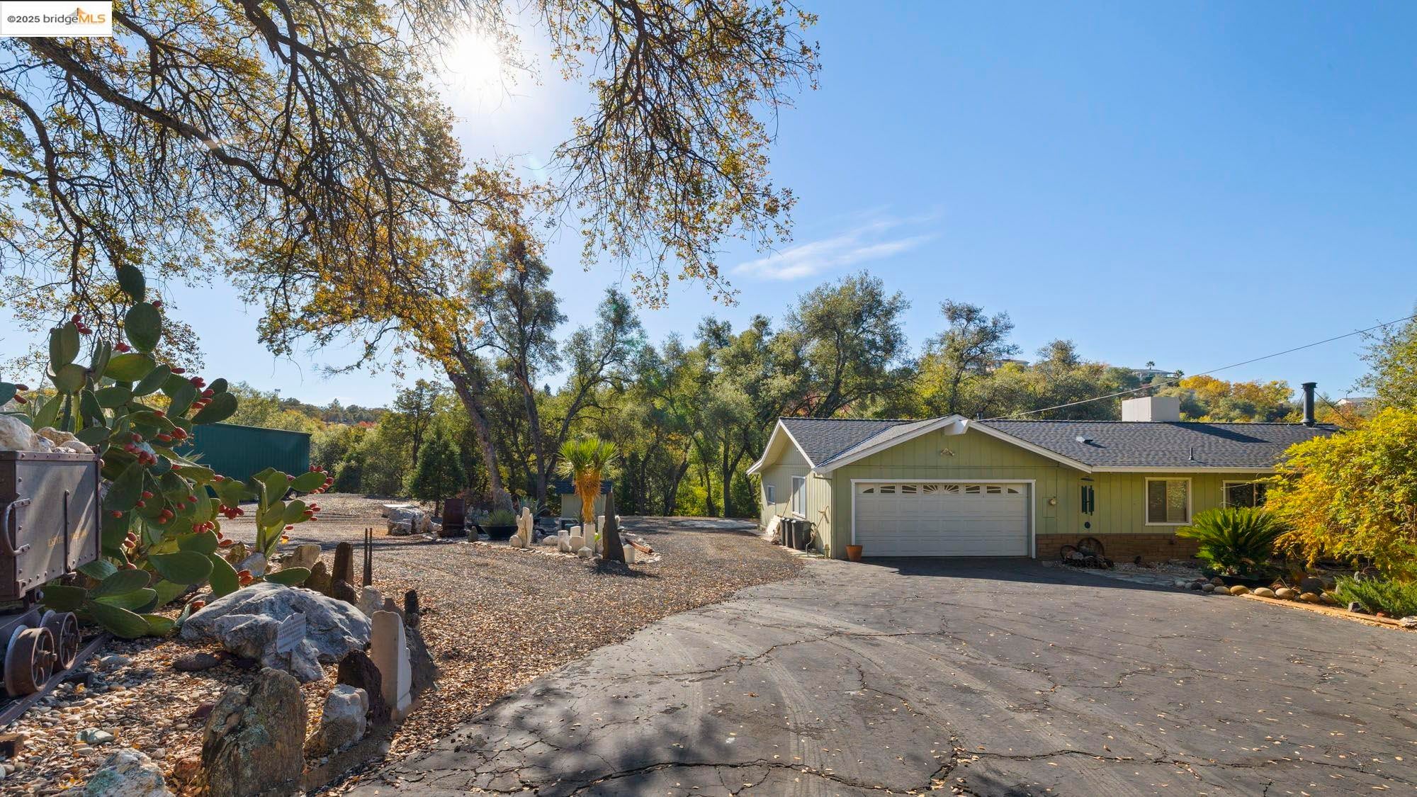 Sonora, California, 95370, United States, 5 Bedrooms Bedrooms, ,4 BathroomsBathrooms,Residential,For Sale,2006245