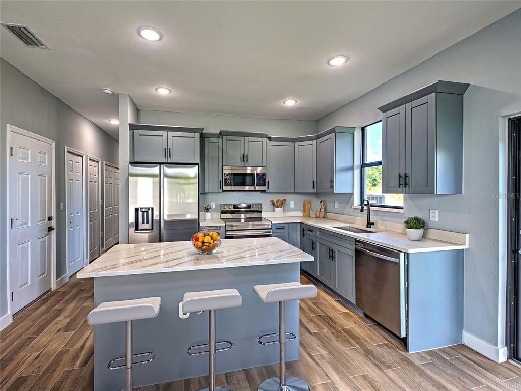 Englewood, Florida, 34224, United States, 6 Bedrooms Bedrooms, ,Residential,For Sale,1988522