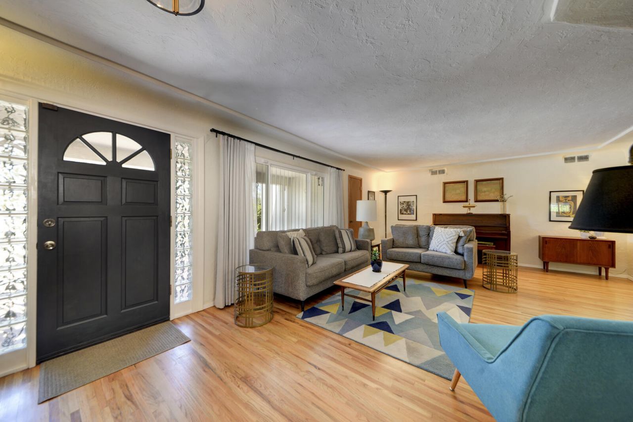 Albuquerque, New Mexico, 87108, United States, 3 Bedrooms Bedrooms, ,4 BathroomsBathrooms,Residential,For Sale,1903433