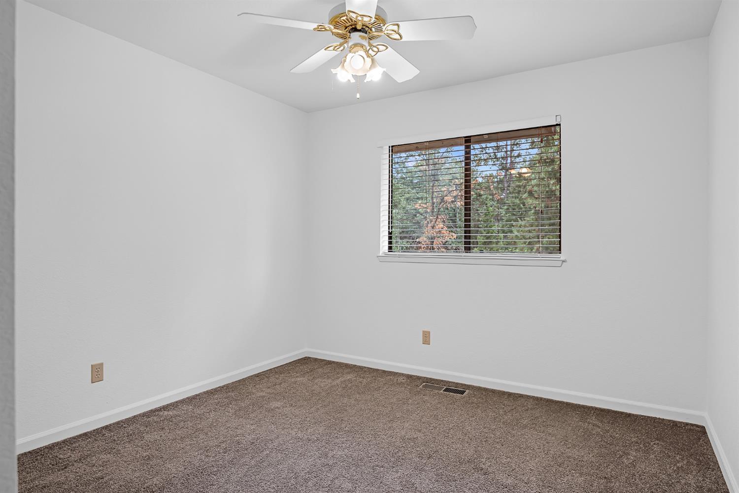 Camino, California, 95709, United States, 4 Bedrooms Bedrooms, ,2 BathroomsBathrooms,Residential,For Sale,1981302