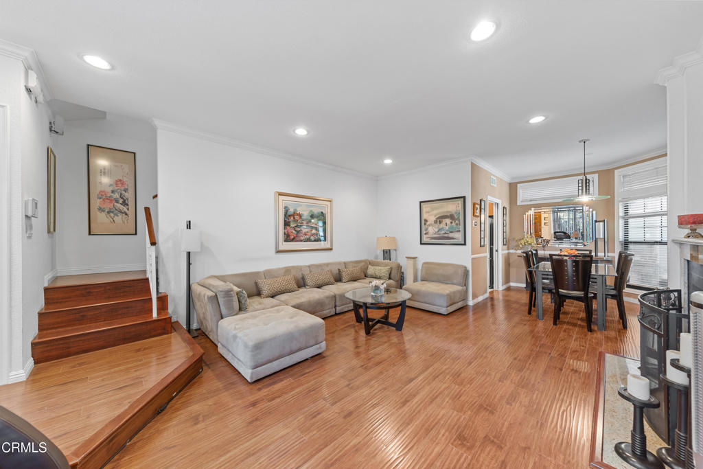 Pasadena, California, 91106, United States, 2 Bedrooms Bedrooms, ,3 BathroomsBathrooms,Residential,For Sale,1913443